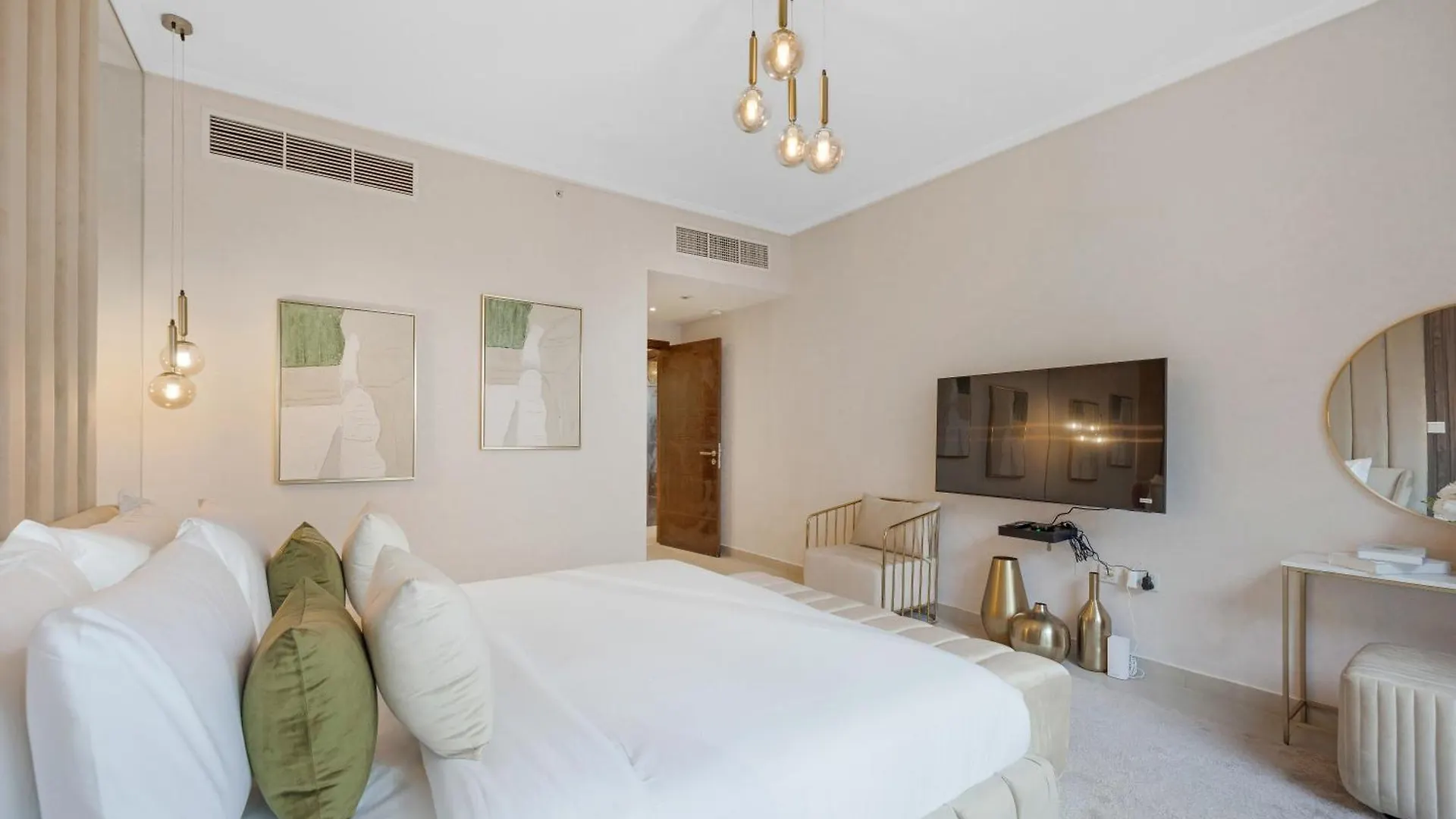 Apartment Durrani Homes - The Luxe Retreat 4Br Podium Villa With Private Jacuzzi And Burj Khalifa View Dubai United Arab Emirates
