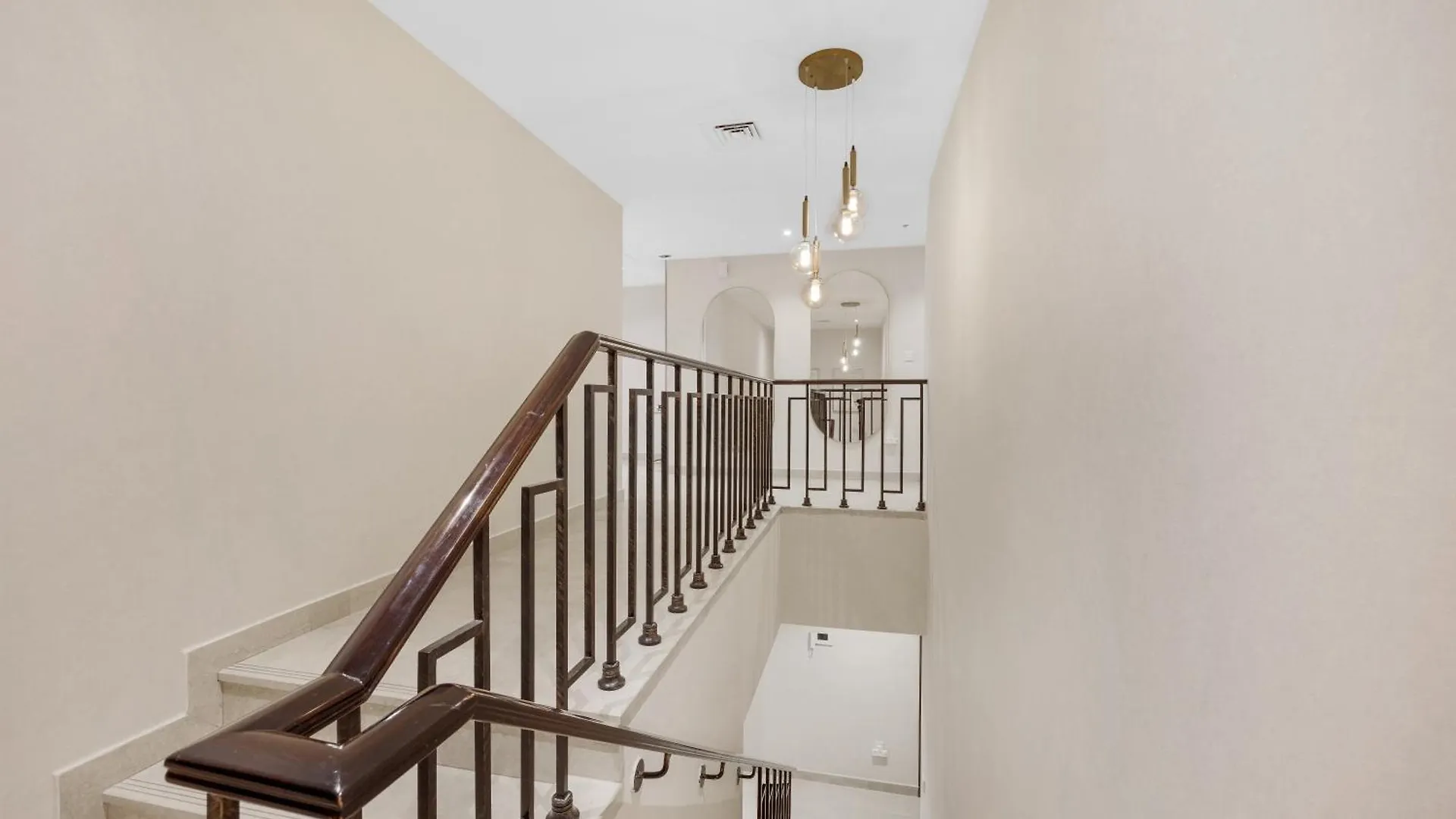 Durrani Homes - The Luxe Retreat 4Br Podium Villa With Private Jacuzzi And Burj Khalifa View Dubai