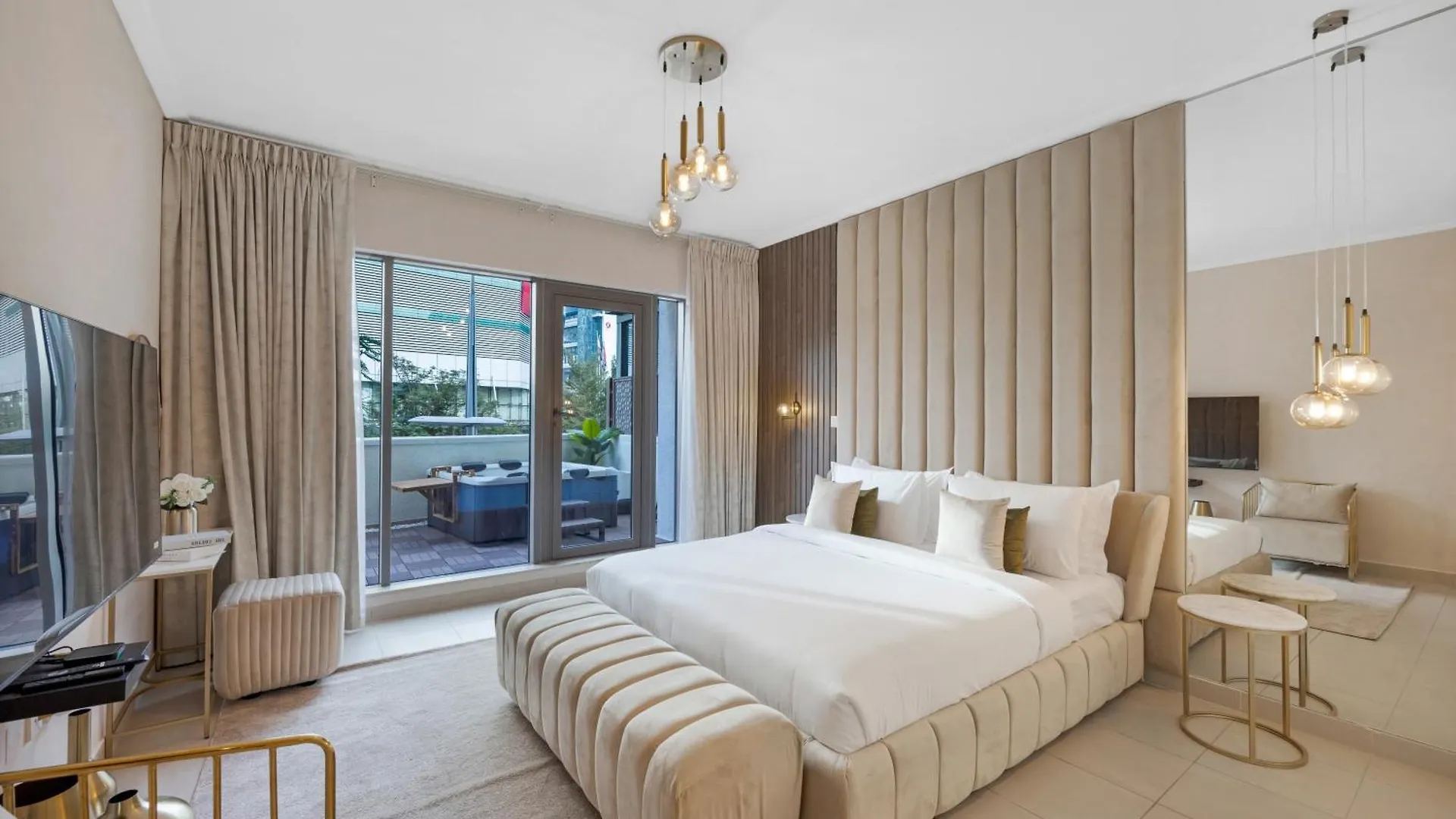 Durrani Homes - The Luxe Retreat 4Br Podium Villa With Private Jacuzzi And Burj Khalifa View Dubai Apartment