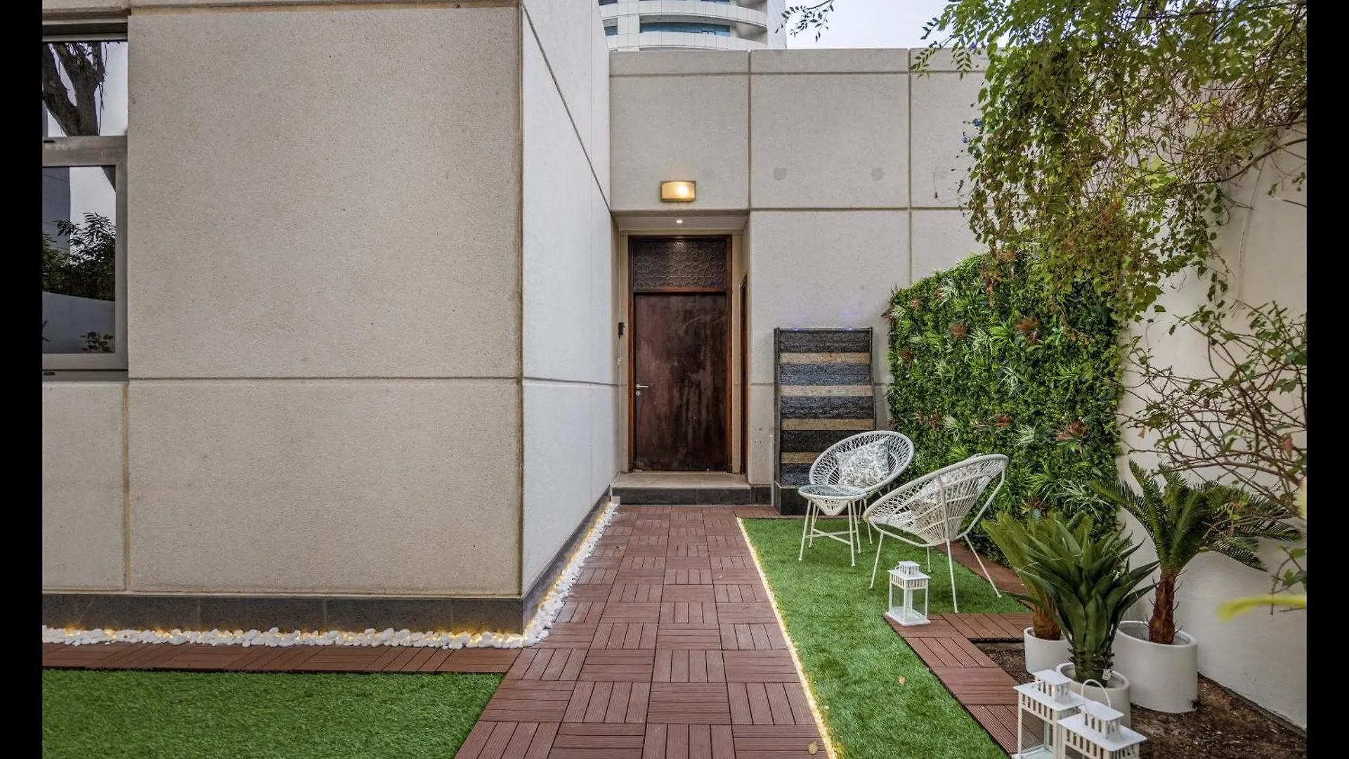 Durrani Homes - The Luxe Retreat 4Br Podium Villa With Private Jacuzzi And Burj Khalifa View Dubai