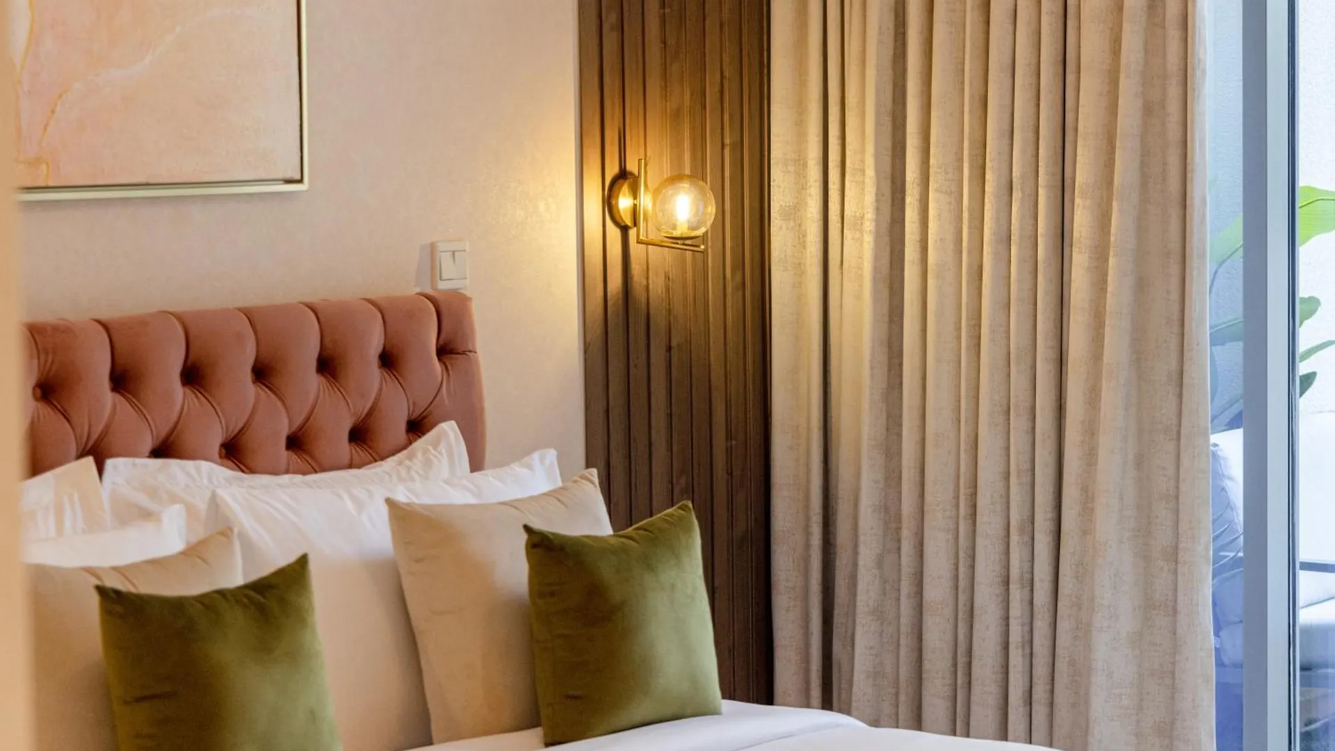 Durrani Homes - The Luxe Retreat 4Br Podium Villa With Private Jacuzzi And Burj Khalifa View Dubai 0*,